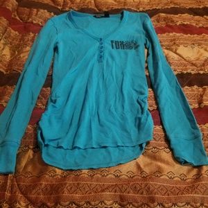 Blue with black design small fox racing shirt